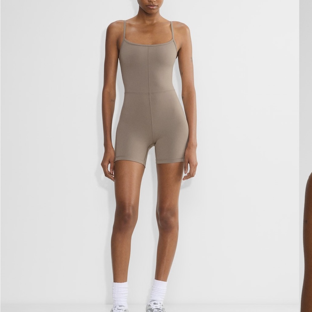 Aritzia Wilfred Free Divinity Romper